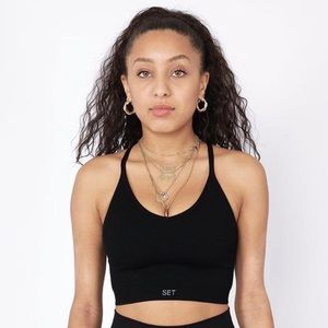 Set Active Black V Ribbed Bra